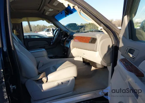 2007 Chevrolet Avalanche 1500 Lt from USA, damaged, VIN 3GNFK123X7G167688